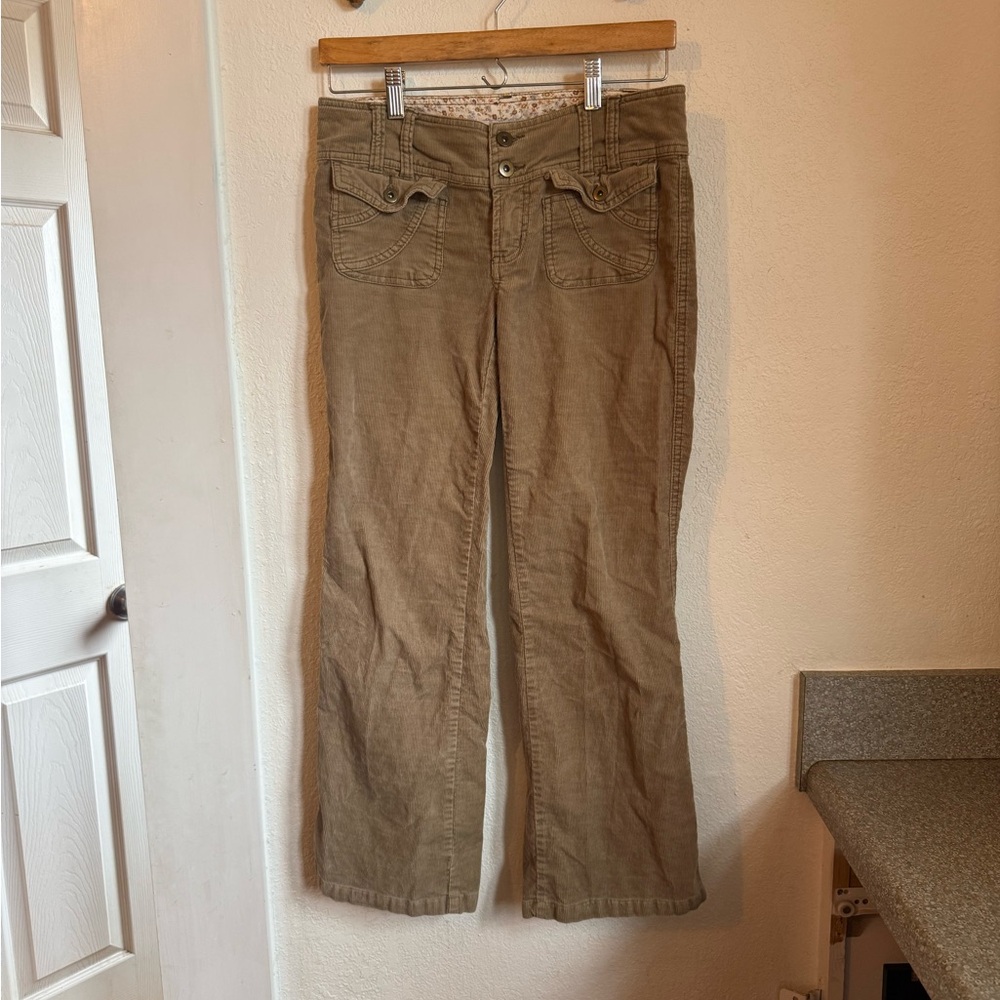 Y2K women’s low-rise light brown corduroy pants